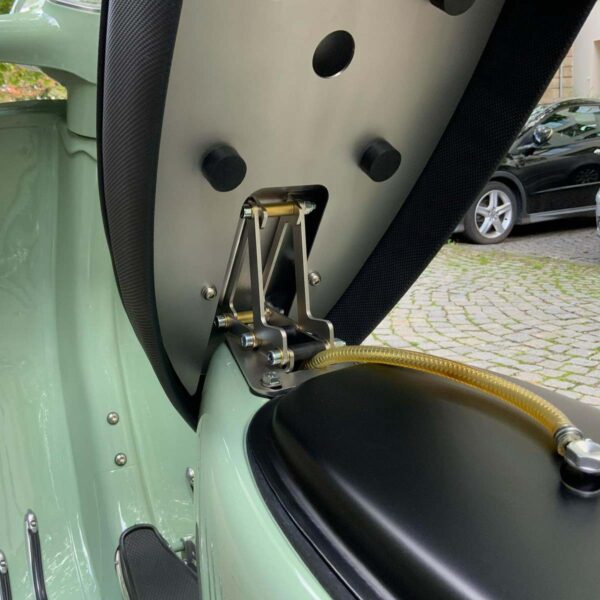 Scharnier-Upgrade Vespa Largeframe vorne – Bild 4