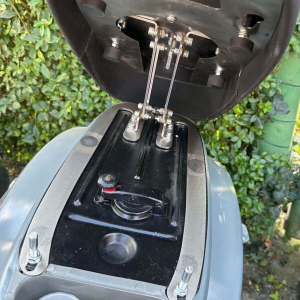 Scharnier-Upgrade Vespa Smallframe – Bild 2